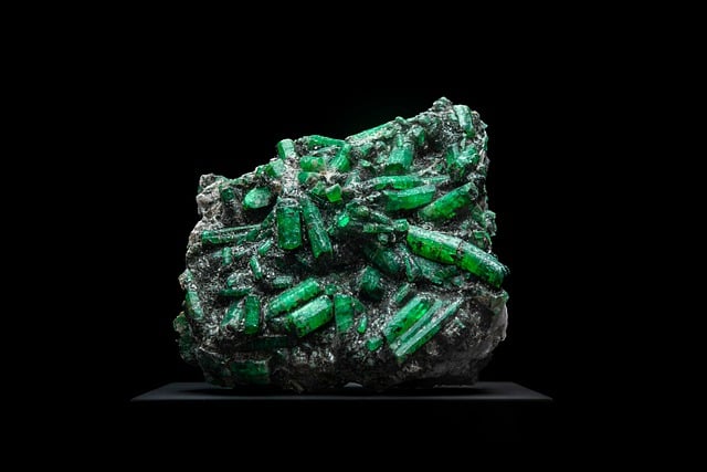 Gem Gurus: Your Wisdom Keepers in Gemstone Valuation